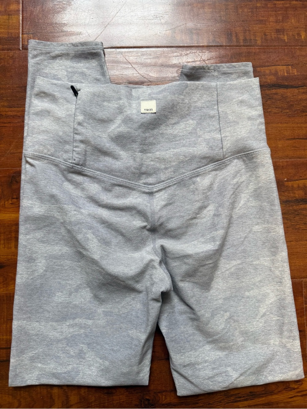 Vuori Clean Elevation Leggings Regular- pale heather grey camo pattern size S